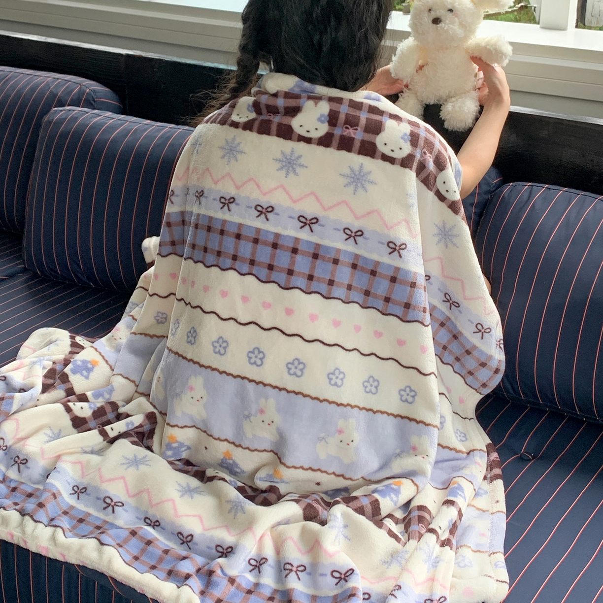 91家纺网 家纺一手货源 找家纺 桃喜 2026新款330g双面印花牛奶绒毛毯毯子 费尔岛小兔