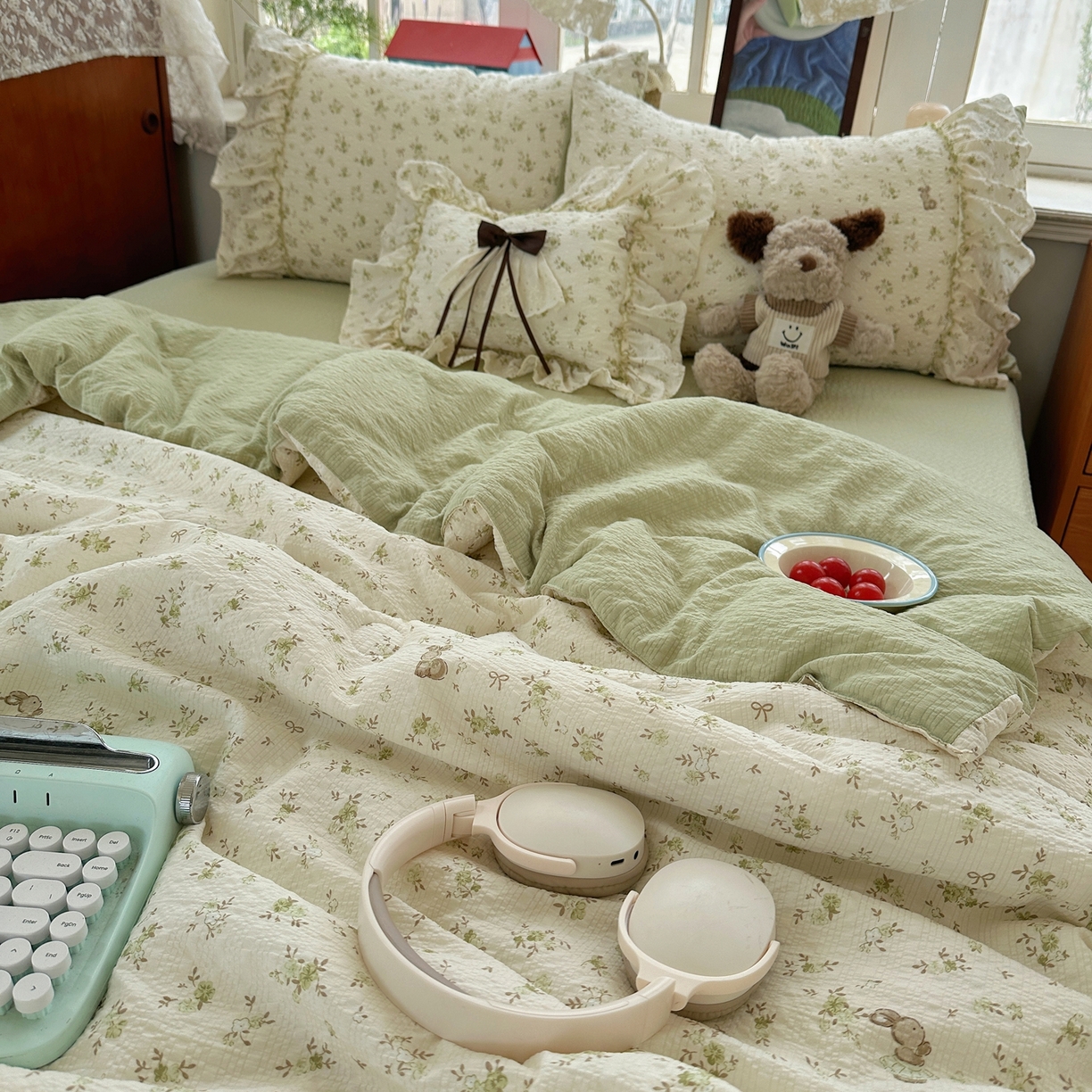 91家纺网 家纺一手货源 找家纺 （总）栩裕纺织 2026新款提花泡芙棉立体花边简约韩系夏被-夏被三件套四件套