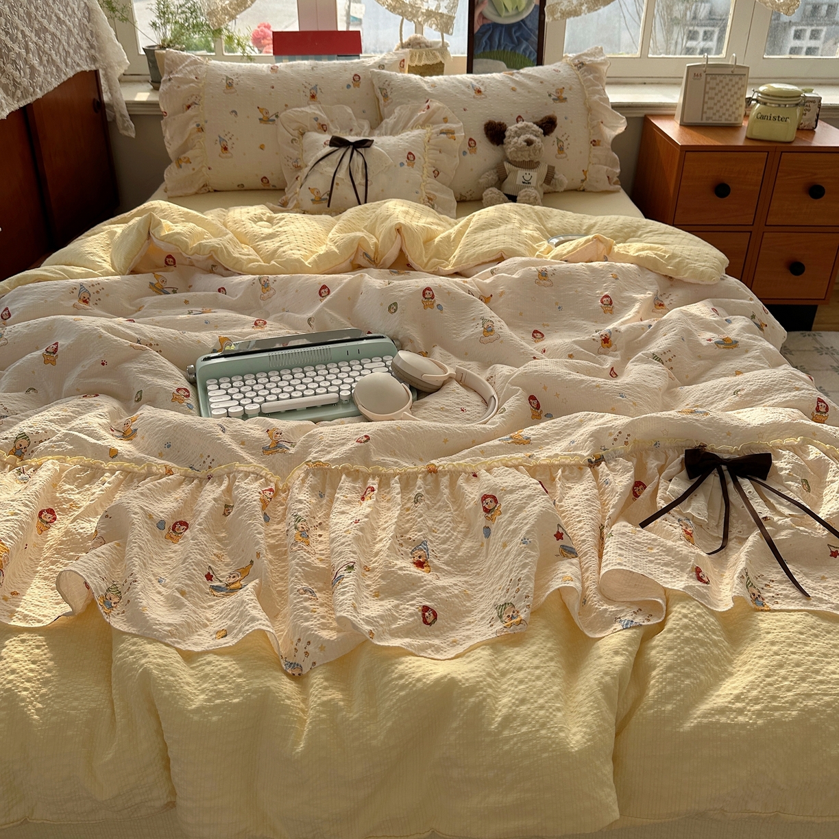 91家纺网 家纺一手货源 找家纺 栩裕纺织 2026新款提花泡芙棉立体花边简约韩系夏被-夏被三件套四件套 奶油庄园