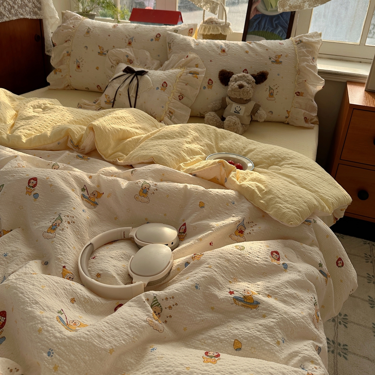 91家纺网 家纺一手货源 找家纺 栩裕纺织 2026新款提花泡芙棉立体花边简约韩系夏被-夏被三件套四件套 奶油庄园