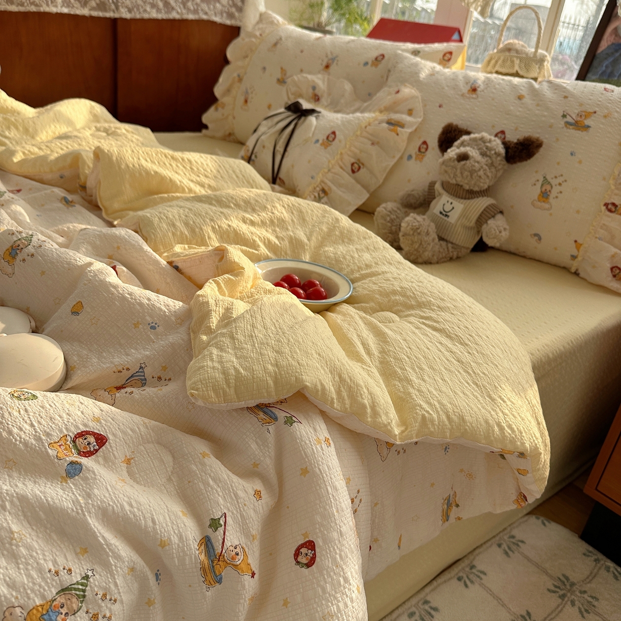 91家纺网 家纺一手货源 找家纺 栩裕纺织 2026新款提花泡芙棉立体花边简约韩系夏被-夏被三件套四件套 奶油庄园