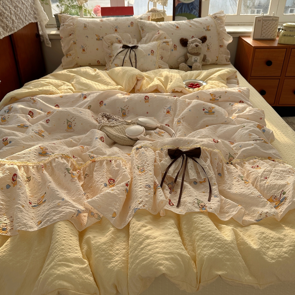 91家纺网 家纺一手货源 找家纺 栩裕纺织 2026新款提花泡芙棉立体花边简约韩系夏被-夏被三件套四件套 奶油庄园