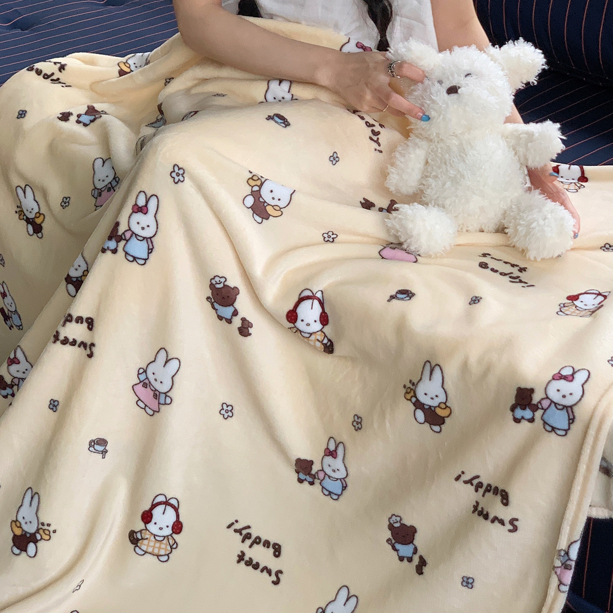 91家纺网 家纺一手货源 找家纺 桃喜 2026新款330g双面印花牛奶绒毛毯毯子 奶黄元气兔兔