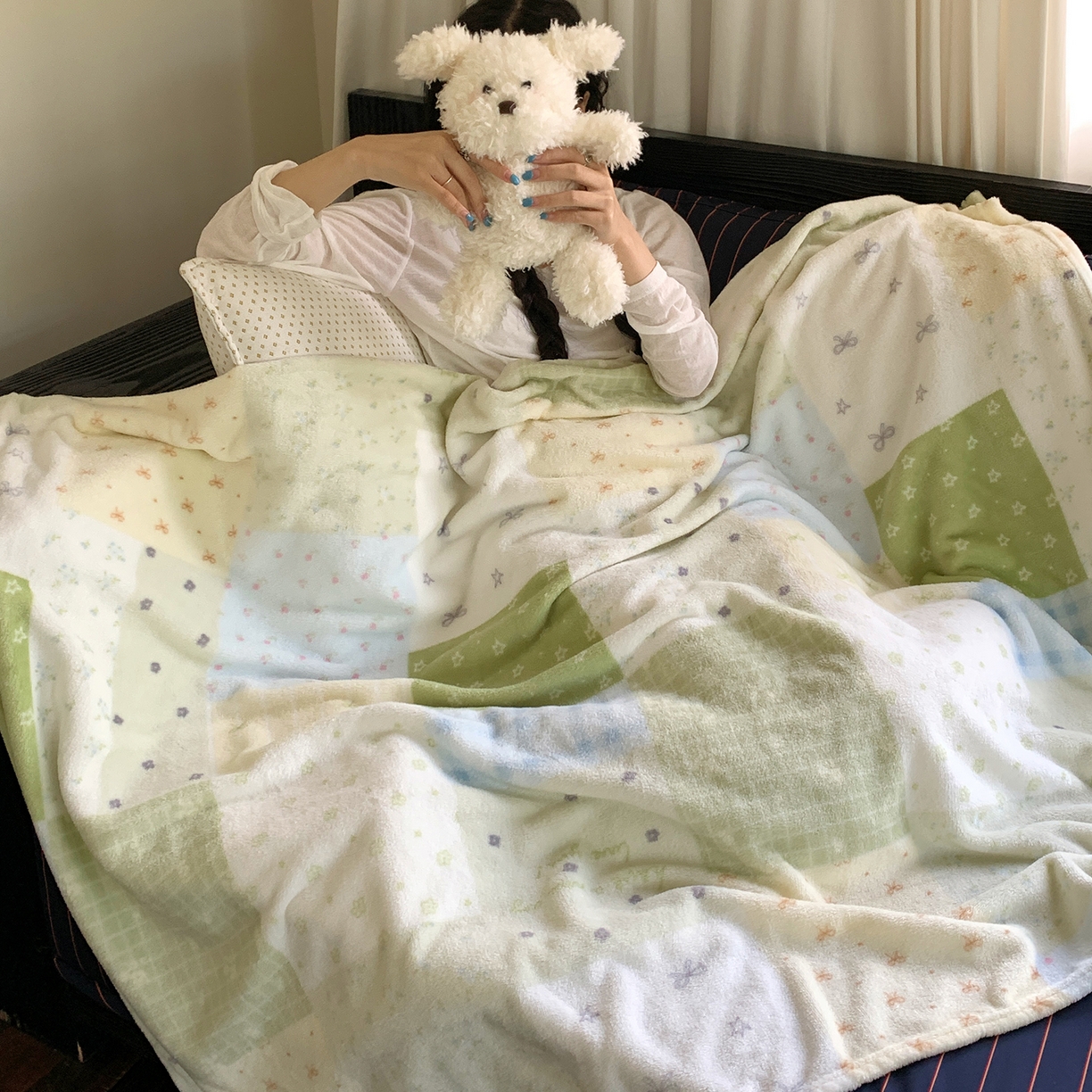 91家纺网 家纺一手货源 找家纺 桃喜 2026新款330g双面印花牛奶绒毛毯毯子 绿格拼布碎花