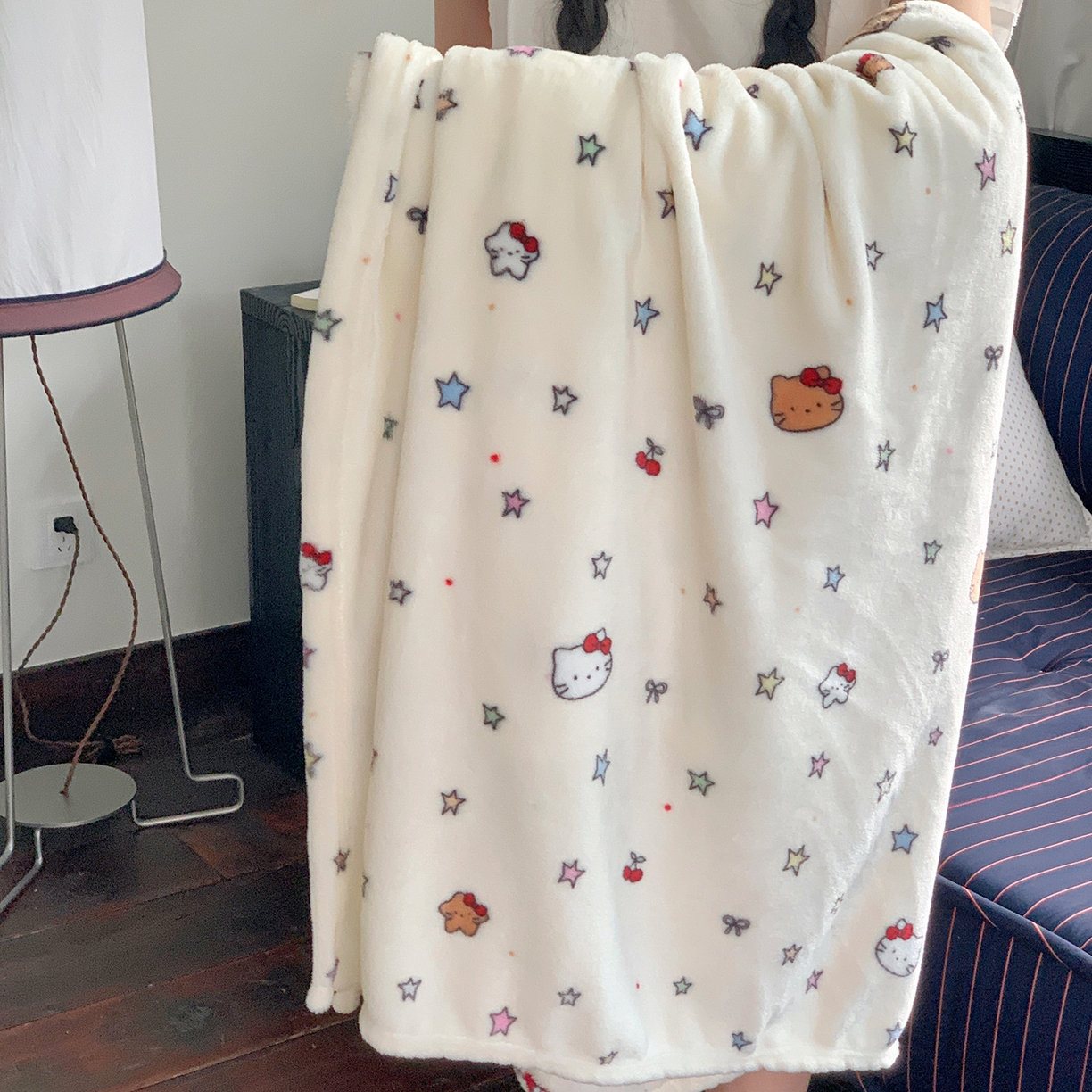 91家纺网 家纺一手货源 找家纺 桃喜 2026新款330g双面印花牛奶绒毛毯毯子 星星猫咪