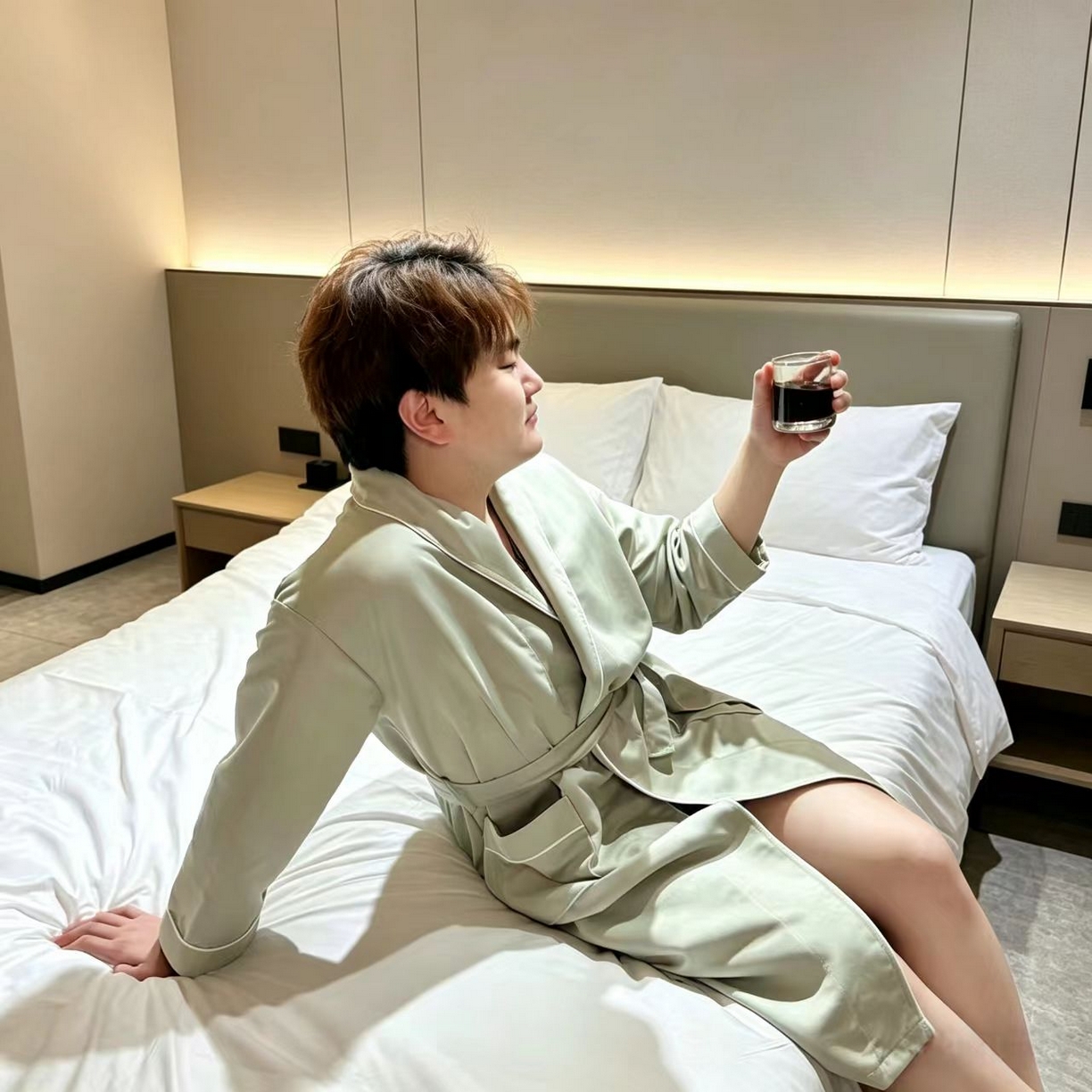 91家纺网 家纺一手货源 找家纺 （总）安力森/诚臻酒店用品 2026新款简约纯色亲肤丝滑浴袍