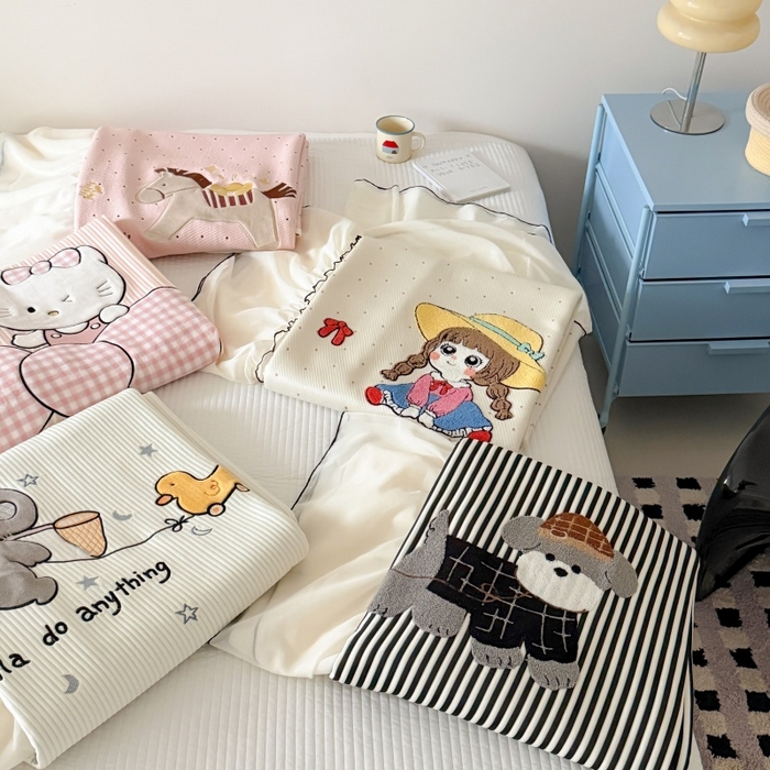 91家纺网 家纺一手货源 找家纺 （总）吾欢心 2026新款法式凉感530克高克重PE乙纶双面大提花床裙凉席席子三件套-玫瑰庄园