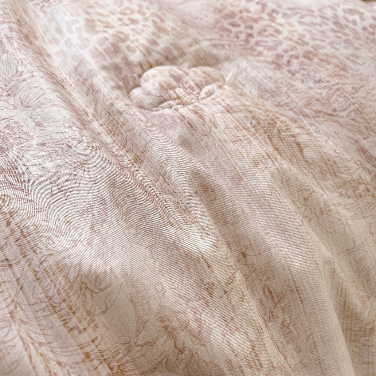 91家纺网 家纺一手货源 找家纺 宜凡家纺 2026新款全棉数码印花夏被床裙四件套④号系列 克里斯