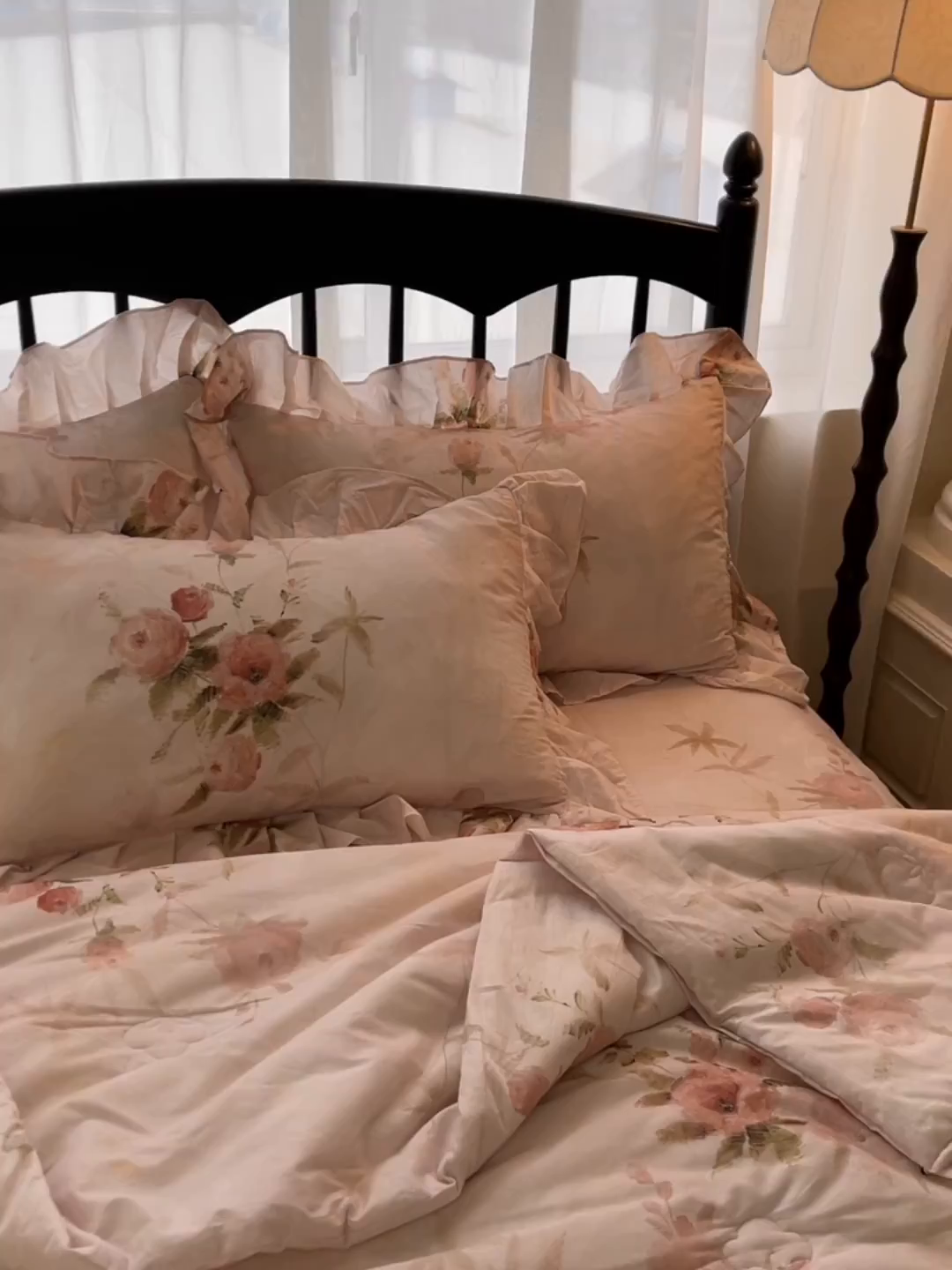 91家纺网 家纺一手货源 找家纺 宜凡家纺 2026新款全棉数码印花夏被床裙四件套④号系列 轻悠花梦