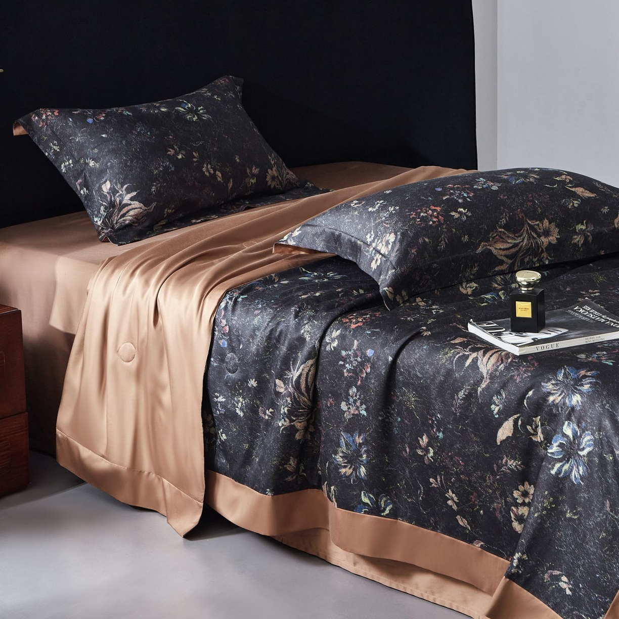 91家纺网 家纺一手货源 找家纺 南通朵美纺织品有限公司 2026新款100支天丝棉夏被四件套系列 花案