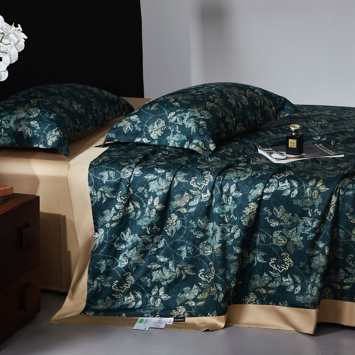 91家纺网 家纺一手货源 找家纺 南通朵美纺织品有限公司 2026新款100支天丝棉夏被四件套系列 繁花似锦（绿）