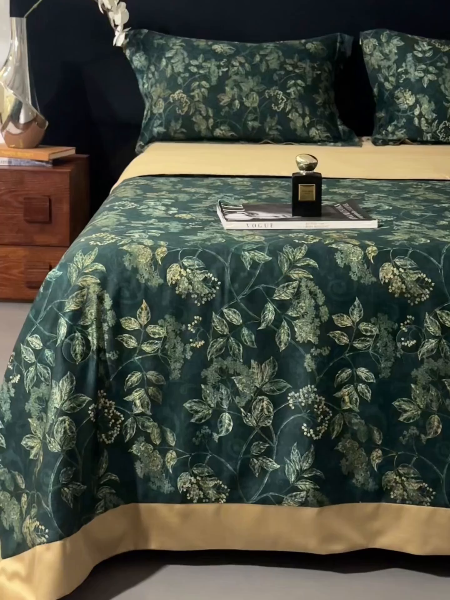 91家纺网 家纺一手货源 找家纺 南通朵美纺织品有限公司 2026新款100支天丝棉夏被四件套系列 繁花似锦（绿）