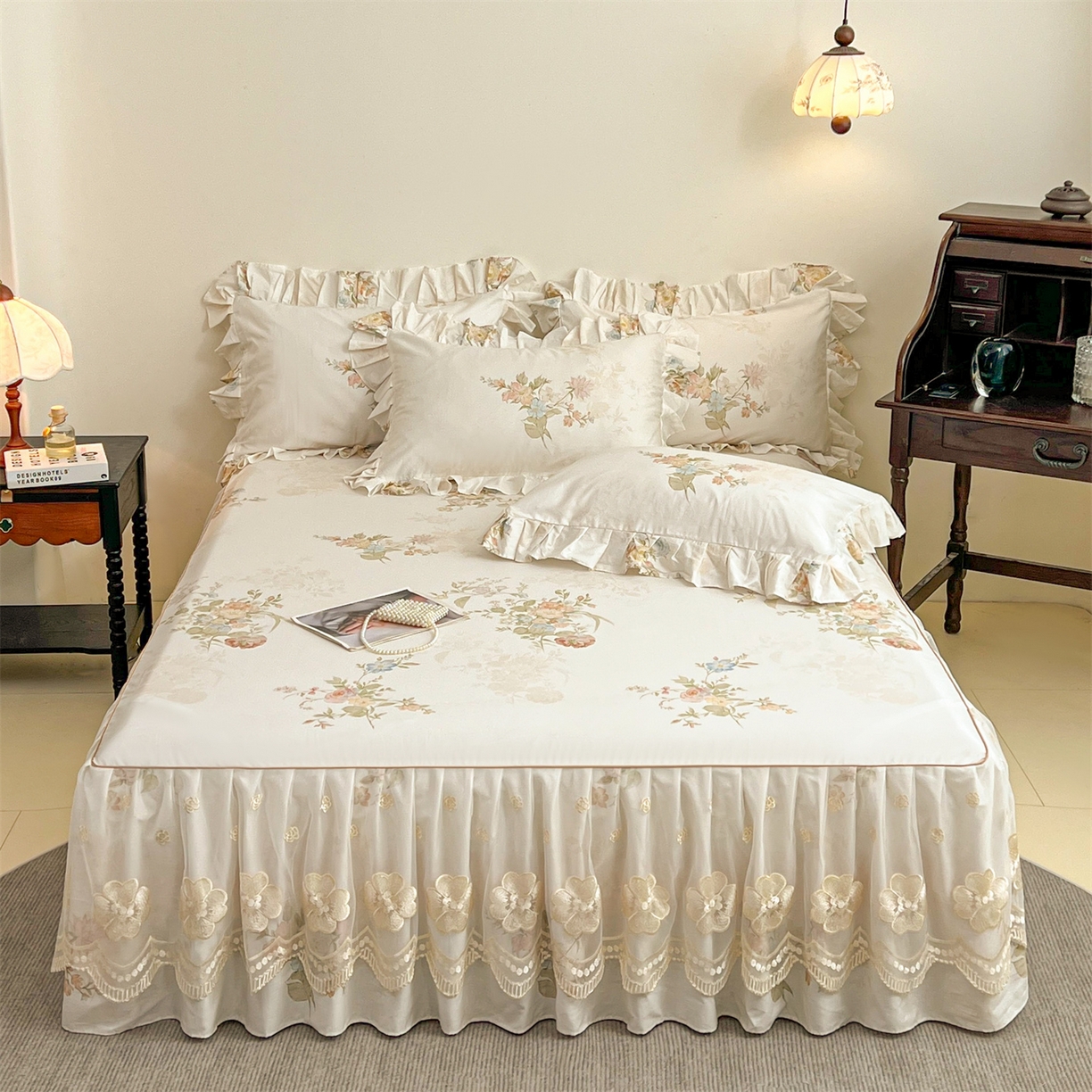 91家纺网 家纺一手货源 找家纺 宜凡家纺 2026新款全棉数码印花单床裙三件套④号系列 轻悠花梦