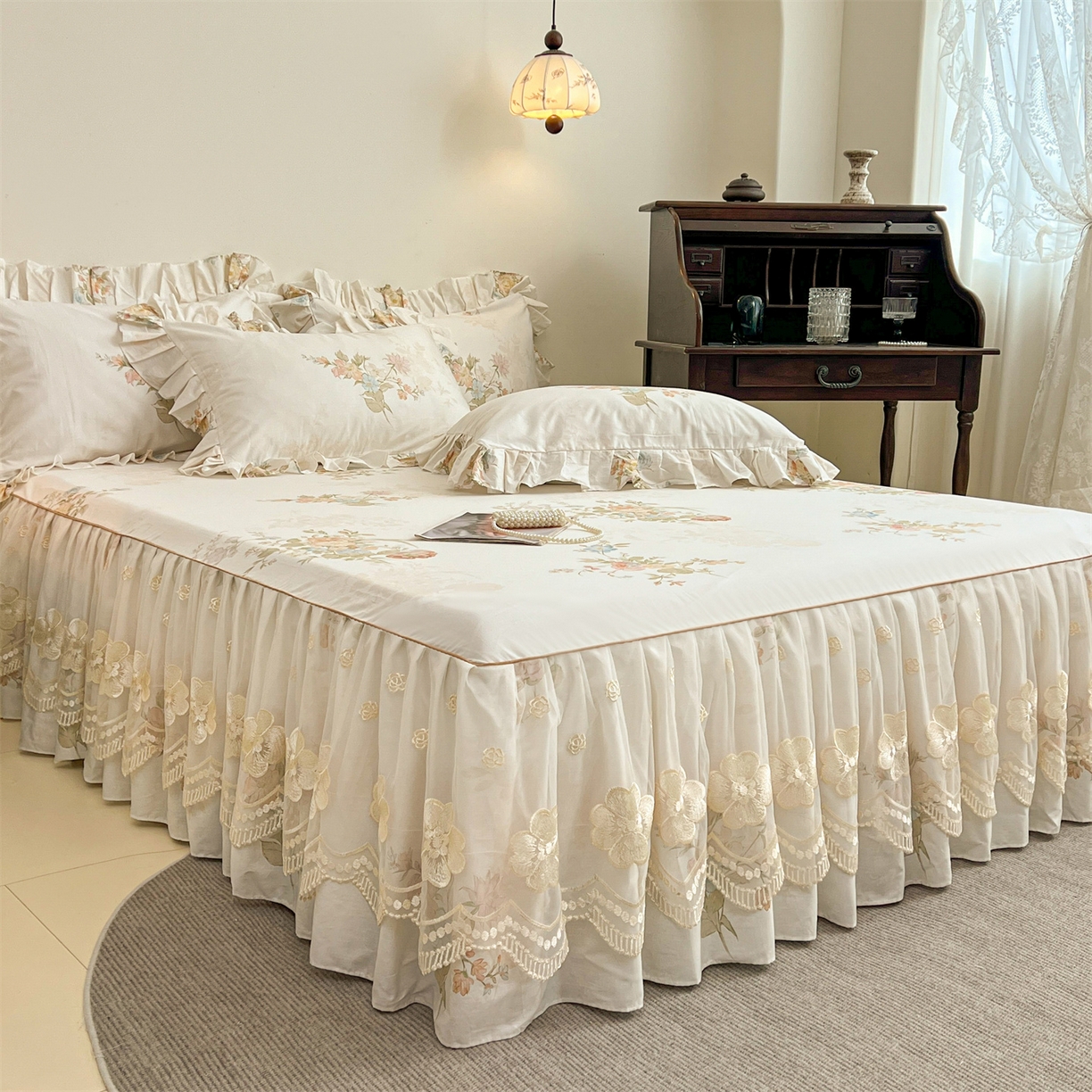 91家纺网 家纺一手货源 找家纺 宜凡家纺 2026新款全棉数码印花单床裙四件套④号系列 轻悠花梦