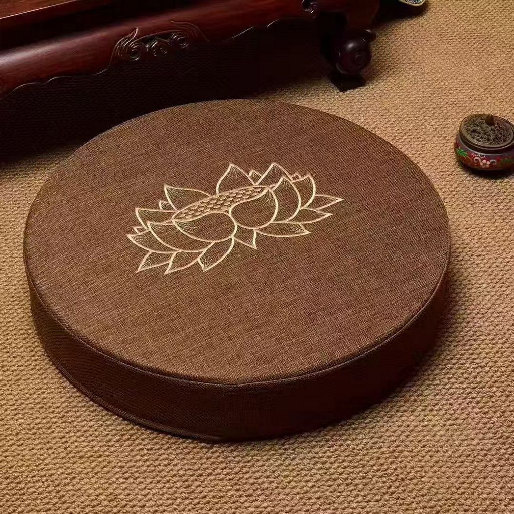 91家纺网 家纺一手货源 找家纺 （总）多米家居 2026新款多丽丝麻绣花定制红木坐垫、抱枕、桌旗，海绵，乳胶（定制尺寸联系商家）