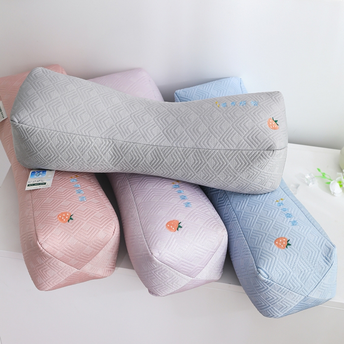 91家纺网 家纺一手货源 找家纺 （总）仁宇枕业 2026新款新品莓有烦恼夏凉宫廷老虎护颈护头护腰花草荞麦枕头枕芯