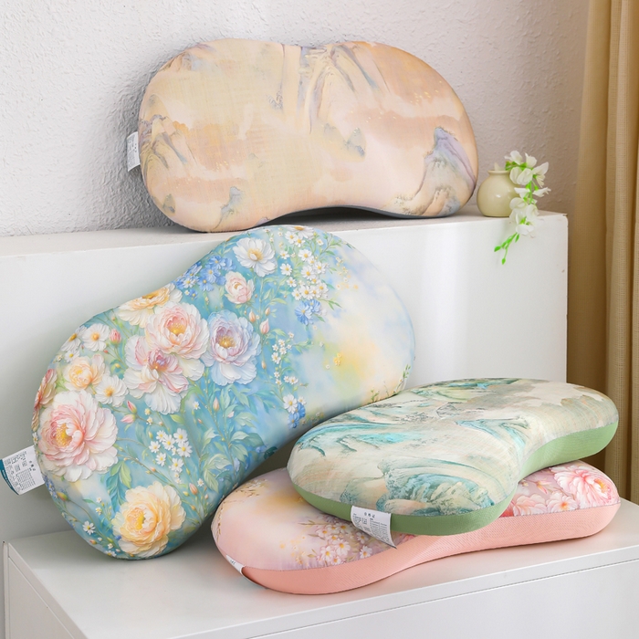 91家纺网 家纺一手货源 找家纺 （总）仁宇枕业 20269新款新品夏季凉感丝国色天香薄荷印花猫肚记忆枕头枕芯