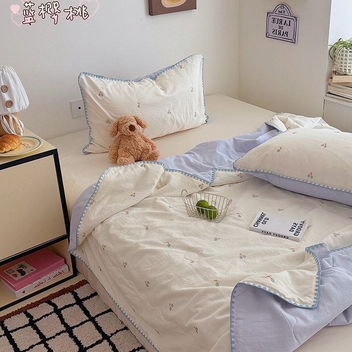 顾里家纺 2026新款韩风刺绣云朵棉夏被夏凉被空调被 蓝樱桃