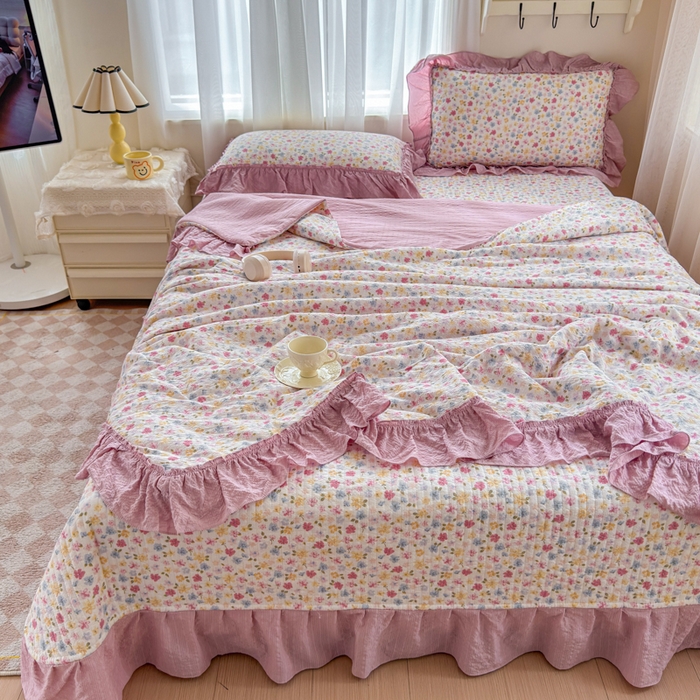 91家纺网 家纺一手货源 找家纺 （总）仟网汇 2026新款密拷花边款法式泡芙纱夏被四件套夏被床盖四件套