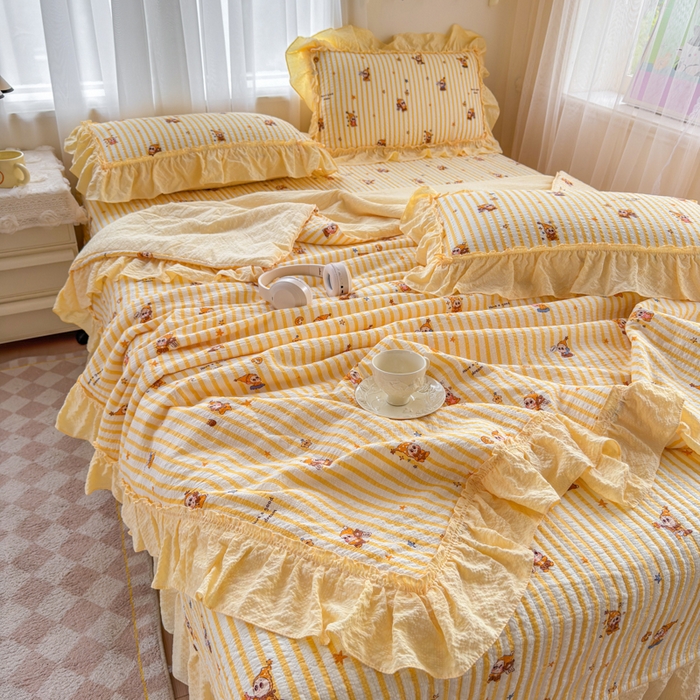 91家纺网 家纺一手货源 找家纺 仟网汇 2026新款密拷花边款法式泡芙纱夏被四件套夏被床盖四件套 梦幻星人