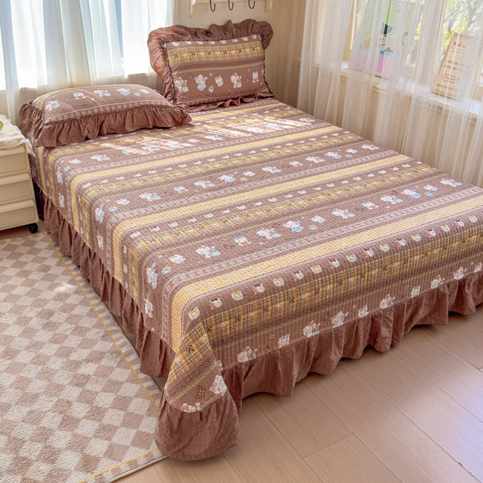 91家纺网 家纺一手货源 找家纺 仟网汇 2026新款密拷花边款法式泡芙纱夏被四件套夏被床盖四件套 奶糖猫咪