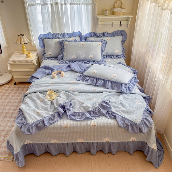 91家纺网 家纺一手货源 找家纺 仟网汇 2026新款密拷花边款法式泡芙纱夏被四件套夏被床盖四件套 小云朵