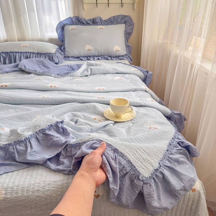 仟网汇 2026新款密拷花边款法式泡芙纱夏被四件套夏被床盖四件套 小云朵