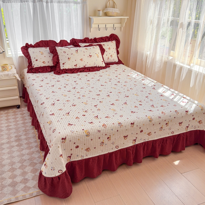 91家纺网 家纺一手货源 找家纺 仟网汇 2026新款密拷花边款法式泡芙纱夏被四件套夏被床盖四件套 红红星人