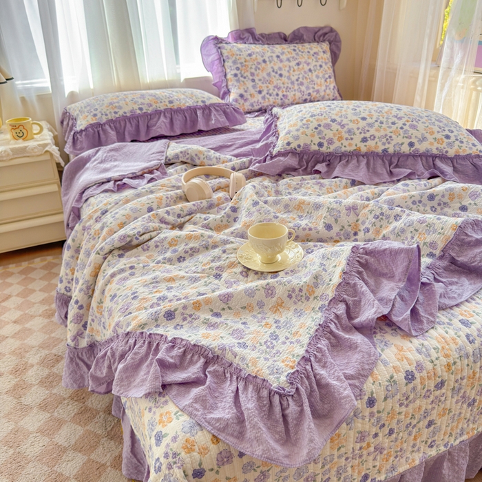 91家纺网 家纺一手货源 找家纺 仟网汇 2026新款密拷花边款法式泡芙纱夏被四件套夏被床盖四件套 紫罗兰