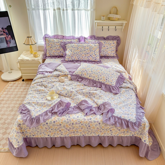 91家纺网 家纺一手货源 找家纺 仟网汇 2026新款密拷花边款法式泡芙纱夏被四件套夏被床盖四件套 紫罗兰