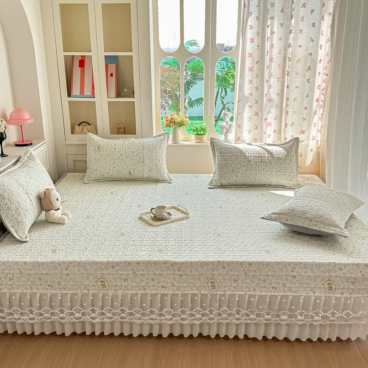 91家纺网 家纺一手货源 找家纺 手艺人家纺 2026新款四季通用榻榻米纯棉床盖专用防滑夹棉绗缝床单坑盖炕罩垫子可机洗定制 花彩童话