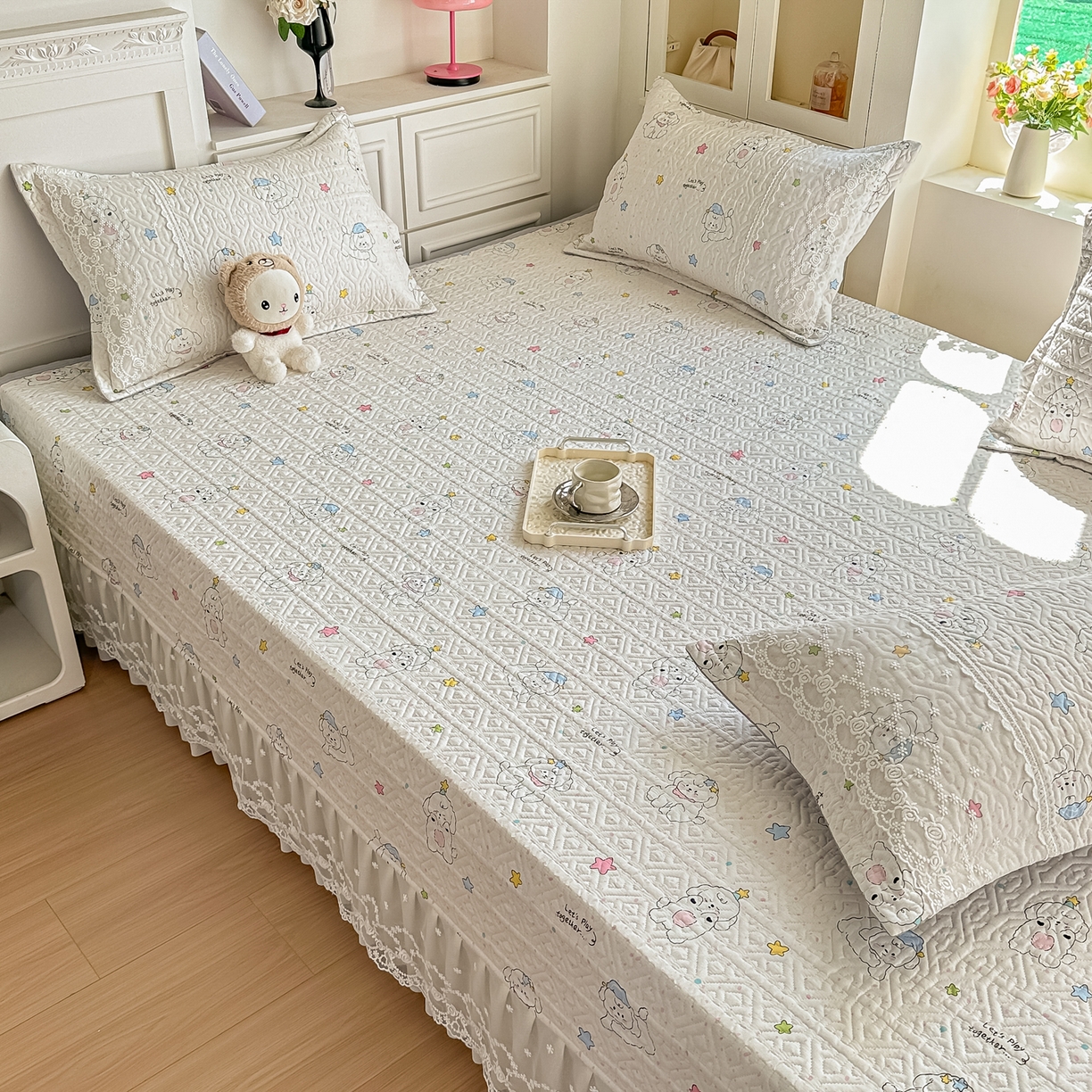 91家纺网 家纺一手货源 找家纺 手艺人家纺 2026新款四季通用榻榻米纯棉床盖专用防滑夹棉绗缝床单坑盖炕罩垫子可机洗定制 欢乐小狗