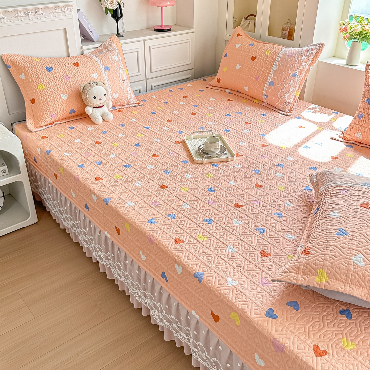 91家纺网 家纺一手货源 找家纺 手艺人家纺 2026新款四季通用榻榻米纯棉床盖专用防滑夹棉绗缝床单坑盖炕罩垫子可机洗定制 心心相印