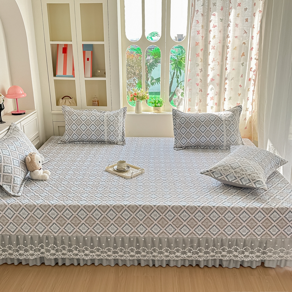 91家纺网 家纺一手货源 找家纺 手艺人家纺 2026新款四季通用榻榻米纯棉床盖专用防滑夹棉绗缝床单坑盖炕罩垫子可机洗定制 波西迷亚灰