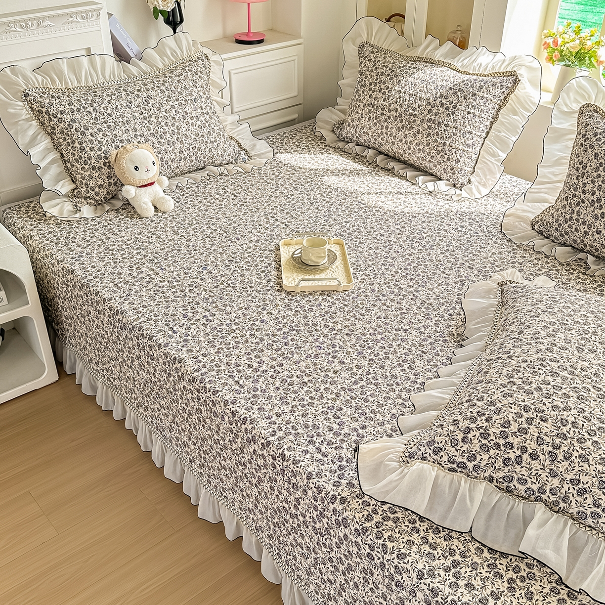 91家纺网 家纺一手货源 找家纺 手艺人家纺 2026新款四季通用榻榻米纯棉床盖专用防滑夹棉绗缝床单坑盖炕罩垫子可机洗定制 花田梦