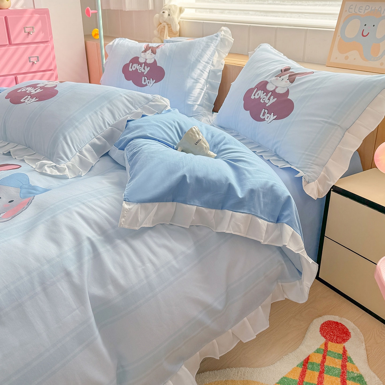 91家纺网 家纺一手货源 找家纺 玉元坊 2026新款儿童女孩卡通全棉纯棉花边被套床单床笠床裙三四件套床品 兔子伙伴