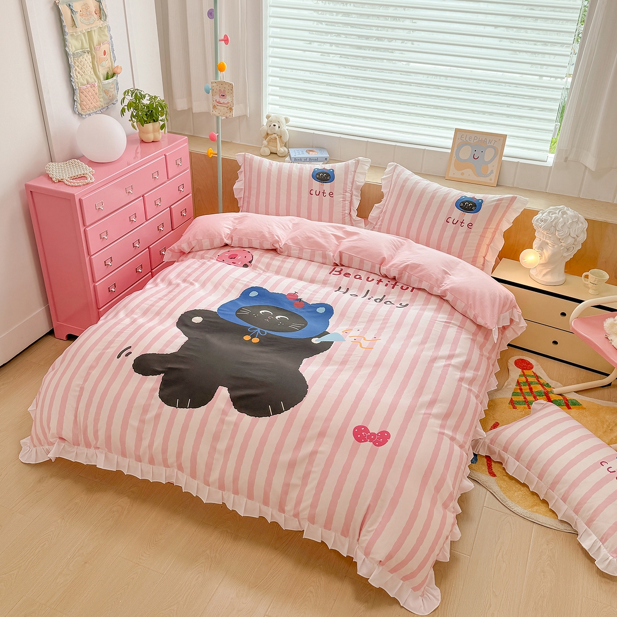 91家纺网 家纺一手货源 找家纺 玉元坊 2026新款儿童女孩卡通全棉纯棉花边被套床单床笠床裙三四件套床品 小黑猫