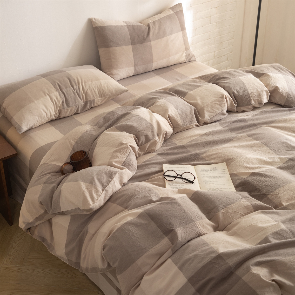 91家纺网 家纺一手货源 找家纺 棉小二 2026新款全棉色织水洗棉四件套-暮色格韵 暮色格韵卡其-千鸟格咖