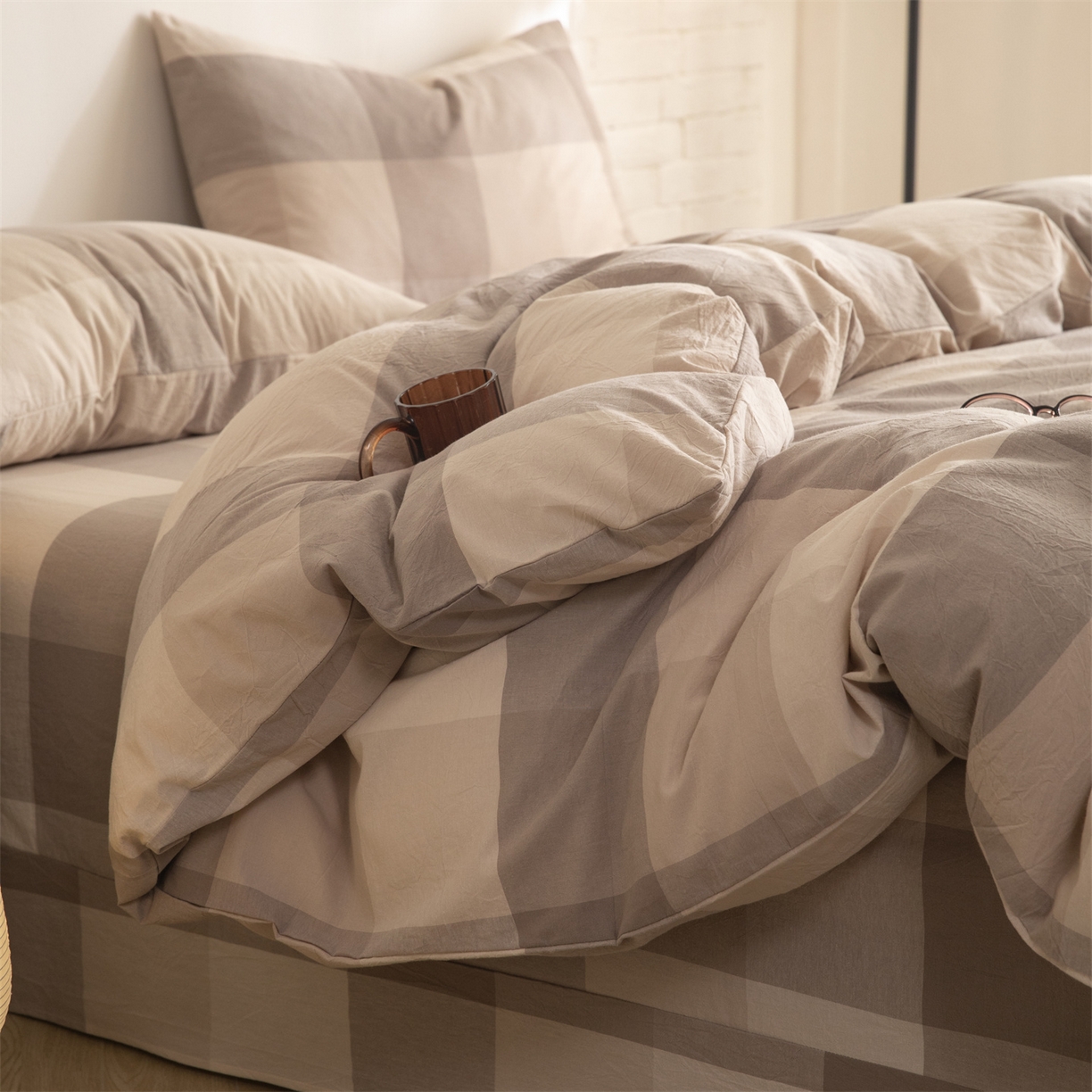 91家纺网 家纺一手货源 找家纺 棉小二 2026新款全棉色织水洗棉四件套-暮色格韵 暮色格韵卡其-千鸟格咖