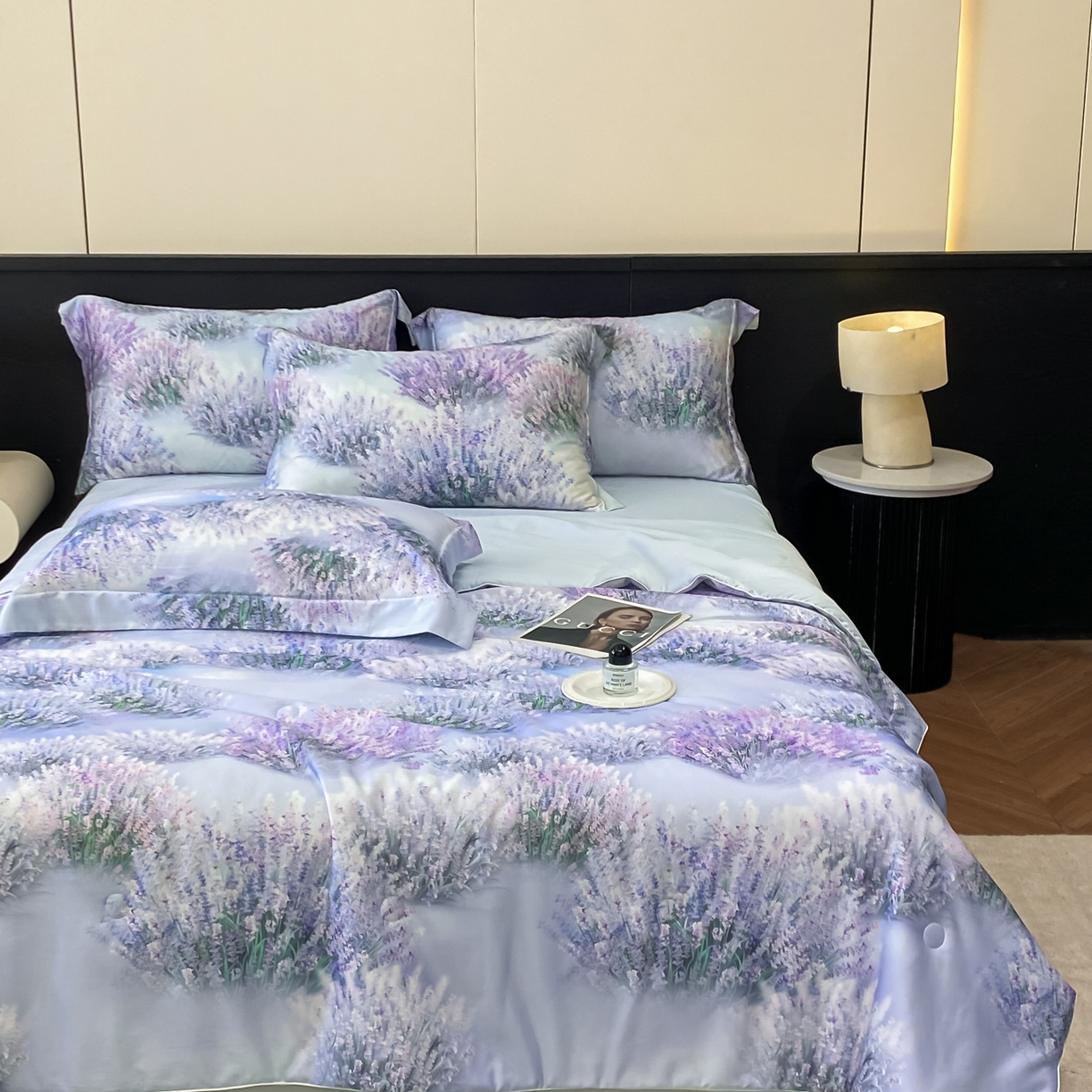 91家纺网 家纺一手货源 找家纺 新方向 2026新款数码印花A类20%蚕丝天丝棉夏被四件套-薰衣草 薰衣草-微光蓝