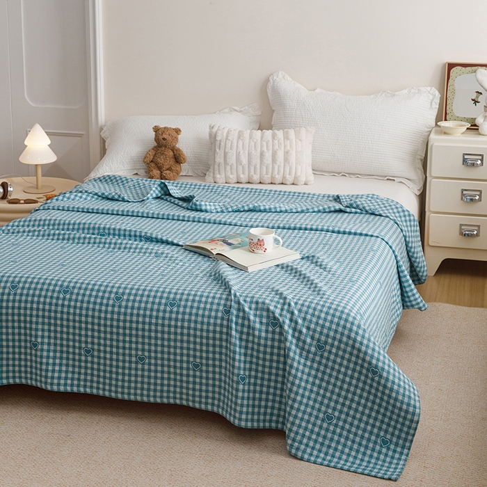 91家纺网 家纺一手货源 找家纺 悦然毛巾被 2026新款色织水洗棉盖毯安心棉床盖全棉纱布毛巾被夏被夏凉被空调被 蓝格心语