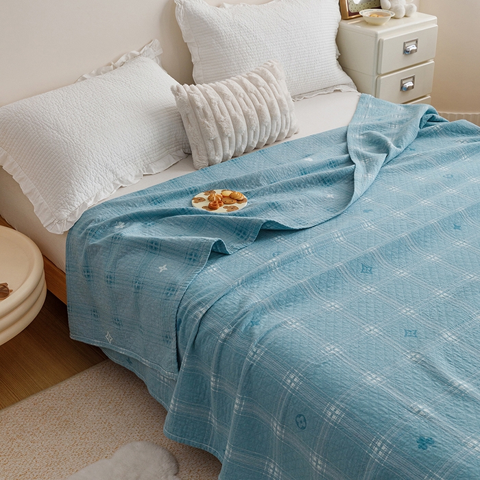 91家纺网 家纺一手货源 找家纺 悦然毛巾被 2026新款色织水洗棉盖毯安心棉床盖全棉纱布毛巾被夏被夏凉被空调被 蓝格星芒