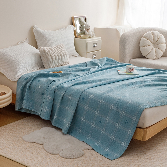 91家纺网 家纺一手货源 找家纺 悦然毛巾被 2026新款色织水洗棉盖毯安心棉床盖全棉纱布毛巾被夏被夏凉被空调被 蓝格星芒