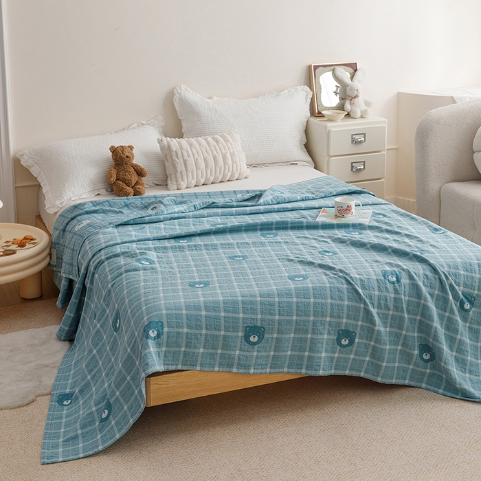 91家纺网 家纺一手货源 找家纺 悦然毛巾被 2026新款色织水洗棉盖毯安心棉床盖全棉纱布毛巾被夏被夏凉被空调被 蓝格熊语