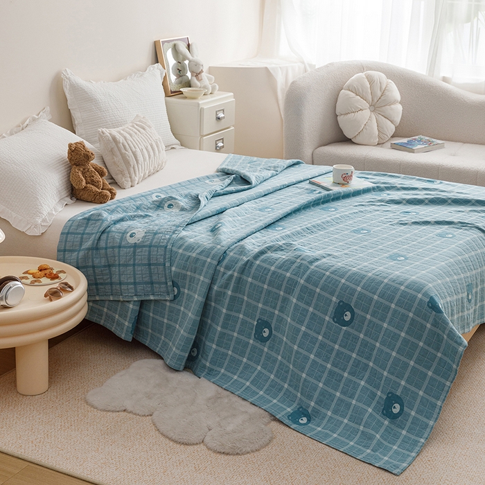 91家纺网 家纺一手货源 找家纺 悦然毛巾被 2026新款色织水洗棉盖毯安心棉床盖全棉纱布毛巾被夏被夏凉被空调被 蓝格熊语