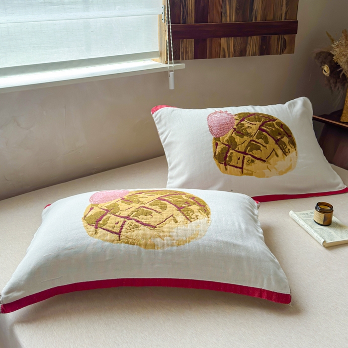 91家纺网 家纺一手货源 找家纺 乐家毛巾被（工厂自产自销） 2026新款全棉纯棉四层纱布枕巾 草莓面包