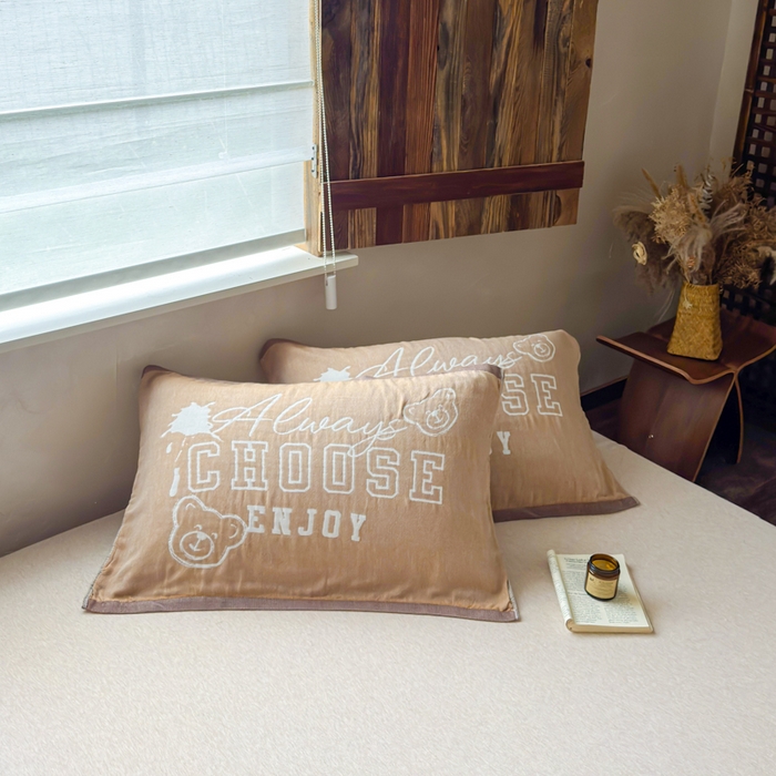 91家纺网 家纺一手货源 找家纺 乐家毛巾被（工厂自产自销） 2026新款全棉纯棉四层纱布枕巾 黄色熊头