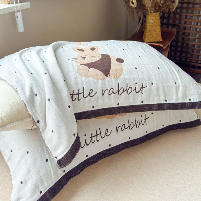 91家纺网 家纺一手货源 找家纺 乐家毛巾被（工厂自产自销） 2026新款全棉纯棉四层纱布枕巾 蘑菇兔