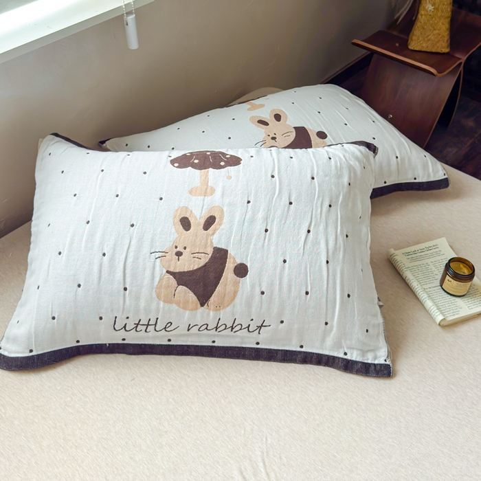 91家纺网 家纺一手货源 找家纺 乐家毛巾被（工厂自产自销） 2026新款全棉纯棉四层纱布枕巾 蘑菇兔