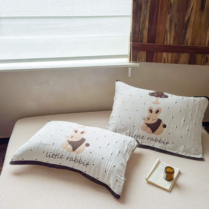 91家纺网 家纺一手货源 找家纺 乐家毛巾被（工厂自产自销） 2026新款全棉纯棉四层纱布枕巾 蘑菇兔